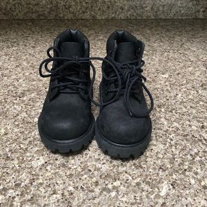 Black timberland boots